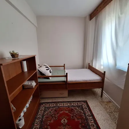Apartment Sahil Yakini